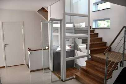 Image de Confort Plus Mobilité - Monte Escalier - Élévateur - Ascenseur