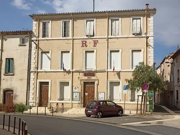 Monte Escalier 11 Installateur monte escalier Névian